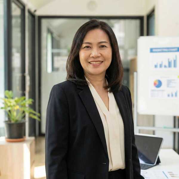 17c一起草心理顾问陈思琪